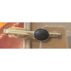 VTG Men's Gold Tone 1 3/8" Hickok Tie Clip, Black Accent